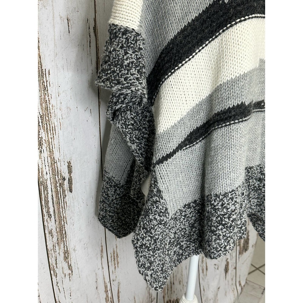 Graziella Nebbia Gray/White/Black Turtle Neck Knit Poncho Wool Blend Sweater - Picture 2 of 5